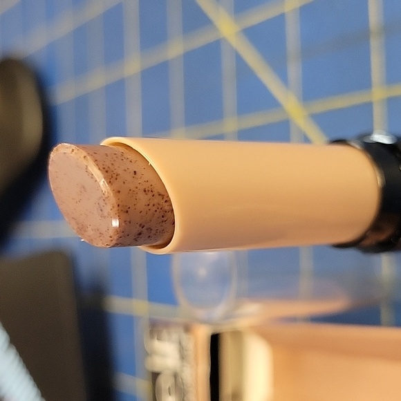 e.l.f. ELF Lip Exfoliator in Brown Sugar 3g New In Box - Picture 2 of 7